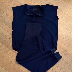 Figs Deep Blue Women's Maternity Scrub Set